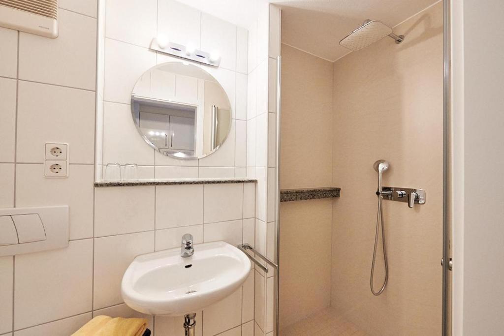Gaestehaus Schiff Меерсбург Номер фото
